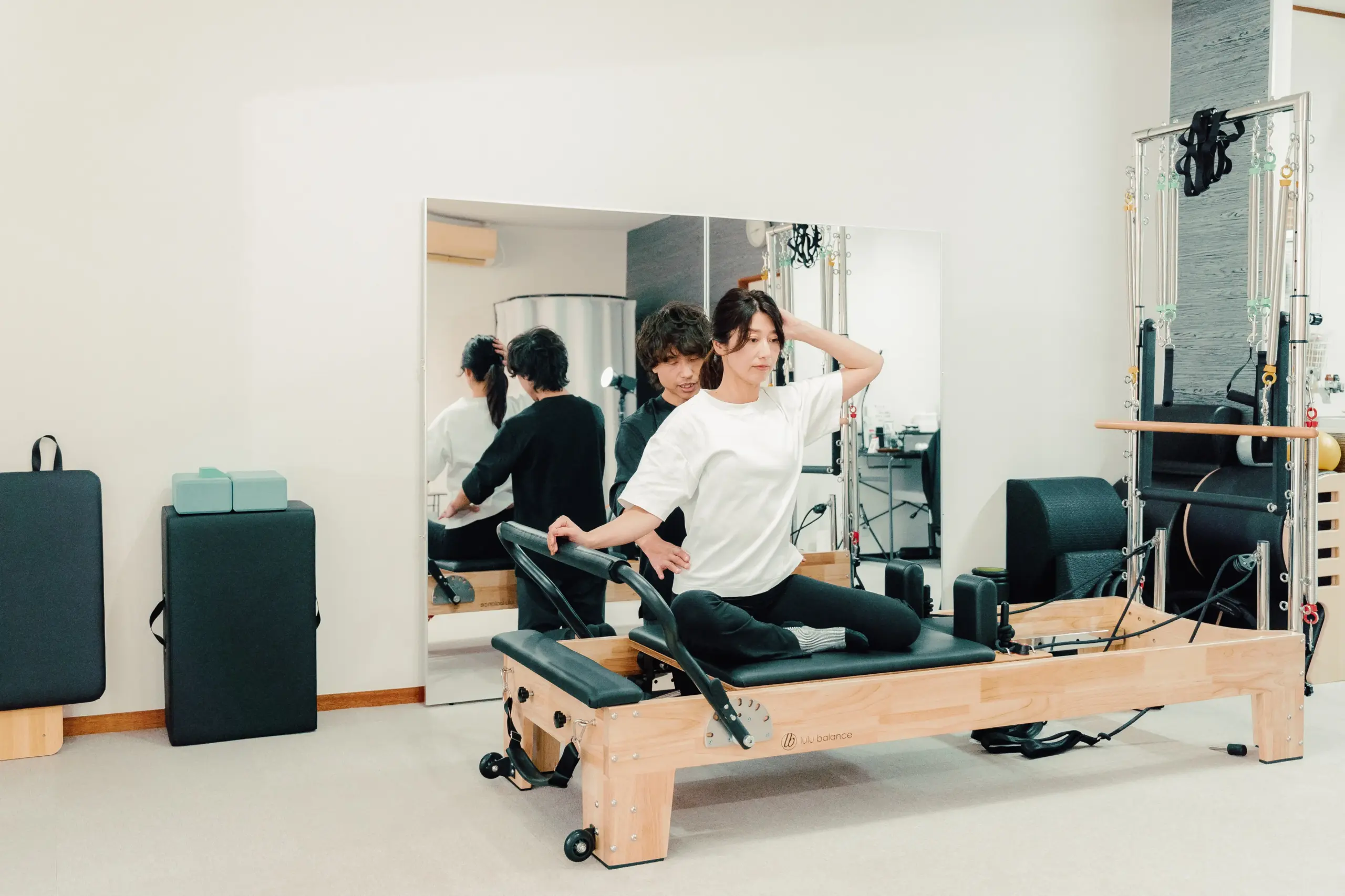 運動している女性